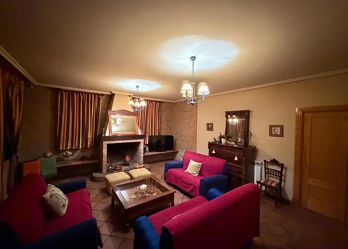 Montesión 71 - Casa Con Piscina&jardín, Al Lado De Puy Du Fou