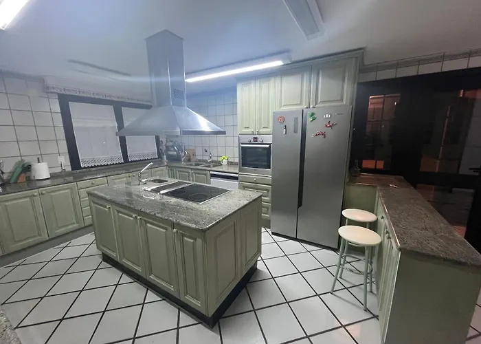 Montesion 71 - Casa Con Piscina & Jardin, Al Lado De Puy Du Fou * Toledo